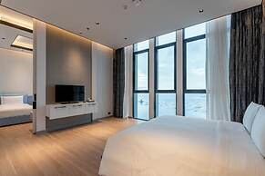 S. Sriracha Hotel and Residence