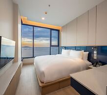 S. Sriracha Hotel and Residence