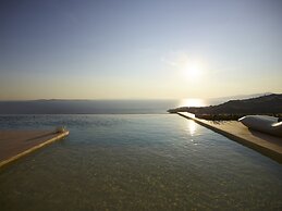 Absolute Paradise Villa Tourlos