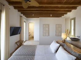 Absolute Paradise Villa Tourlos