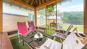 Gapyeong Highmong Pet-friendly Kids Pool