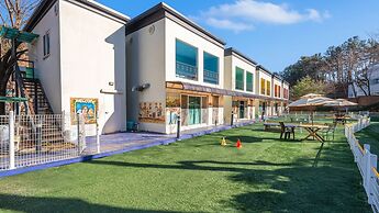 Gapyeong Highmong Pet-friendly Kids Pool