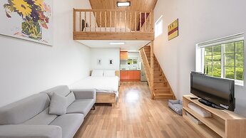 Gapyeong Highmong Pet-friendly Kids Pool