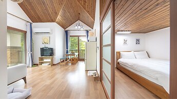 Gapyeong Highmong Pet-friendly Kids Pool