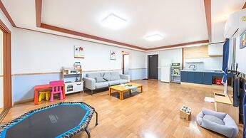 Gapyeong Highmong Pet-friendly Kids Pool