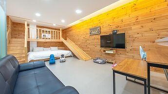 Gapyeong Highmong Pet-friendly Kids Pool