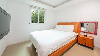 Gapyeong Highmong Pet-friendly Kids Pool