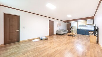 Gapyeong Highmong Pet-friendly Kids Pool
