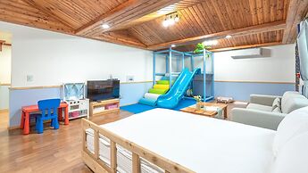 Gapyeong Highmong Pet-friendly Kids Pool