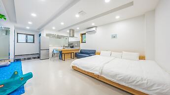 Gapyeong Highmong Pet-friendly Kids Pool