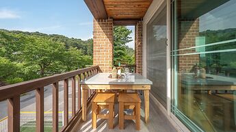 Gapyeong Highmong Pet-friendly Kids Pool