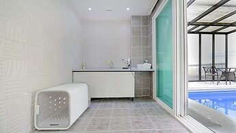Gapyeong Highmong Pet-friendly Kids Pool