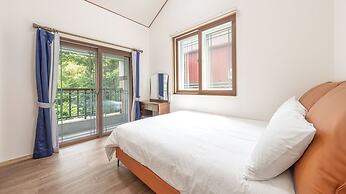Gapyeong Highmong Pet-friendly Kids Pool