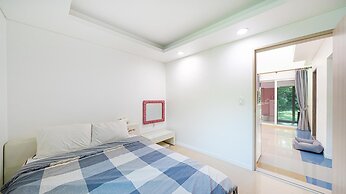 Gapyeong Highmong Pet-friendly Kids Pool