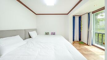 Gapyeong Highmong Pet-friendly Kids Pool