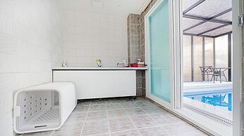 Gapyeong Highmong Pet-friendly Kids Pool