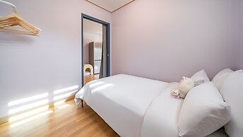 Gapyeong Ddobagi Pet & Spa Glamping