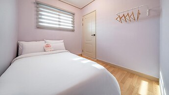 Gapyeong Ddobagi Pet & Spa Glamping