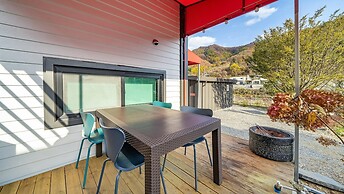 Gapyeong Ddobagi Pet & Spa Glamping