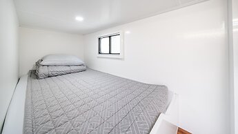 Gapyeong Ddobagi Pet & Spa Glamping