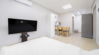 Gapyeong Ddobagi Pet & Spa Glamping