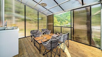 Gapyeong Ddobagi Pet & Spa Glamping