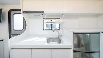 Gapyeong Ddobagi Pet & Spa Glamping