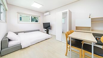 Gapyeong Ddobagi Pet & Spa Glamping