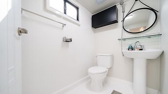 Gapyeong Ddobagi Pet & Spa Glamping