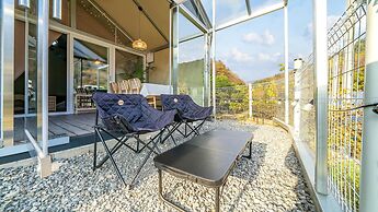 Gapyeong Ddobagi Pet & Spa Glamping