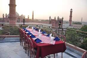 FortVista Eatery & Lodges Lahore
