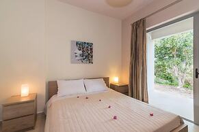 Villa Verano - Spacious 5-bdr & 5-bth Villa