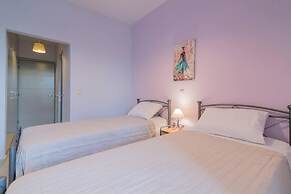 Villa Verano - Spacious 5-bdr & 5-bth Villa