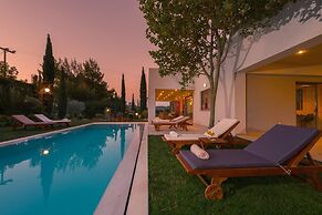 Villa Verano - Spacious 5-bdr & 5-bth Villa