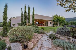 Villa Verano - Spacious 5-bdr & 5-bth Villa