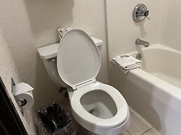 Express Inn & Suites