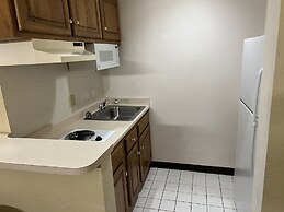 Express Inn & Suites