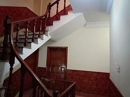 Shahi Palace Guest House