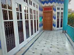 Shahi Palace Guest House