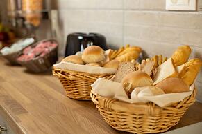 Theos village apartments