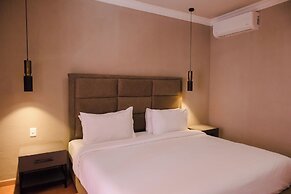 Mikaella Hotel