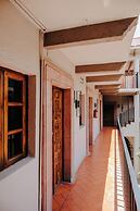 Mikaella Hotel