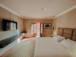 Mikaella Hotel