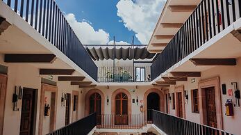Mikaella Hotel