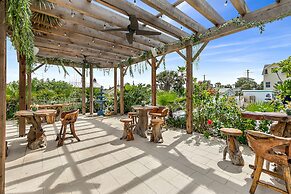 Golden Magnolia Resort & Spa