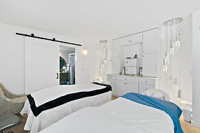 Golden Magnolia Resort & Spa