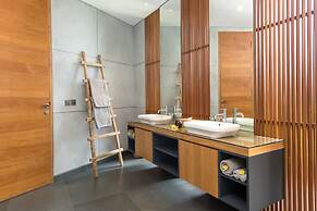 Villa Castil di Udara by Villa Finder