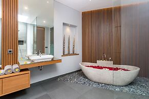 Villa Castil di Udara by Villa Finder