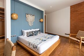 Villa Castil di Udara by Villa Finder