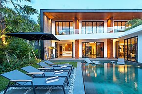 Villa Castil di Udara by Villa Finder